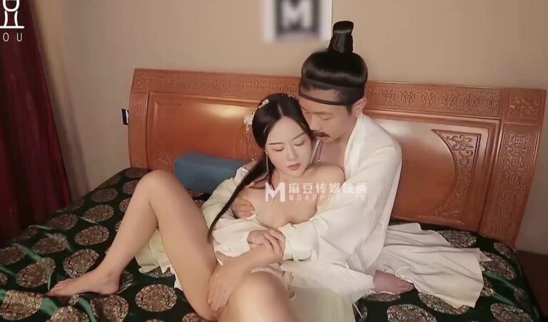 Poster of Cô em dâu dâm đãng loạn luân cùng anh chồng để có thai